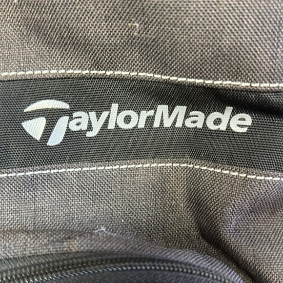 TaylorMade Players backpack - Picture 2 of 3